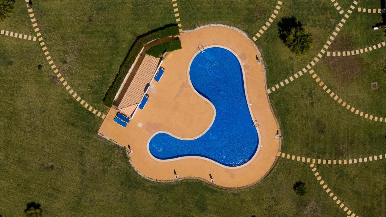 Apartamento No Condominio Baia Village Com Piscina Albufeira Exterior foto