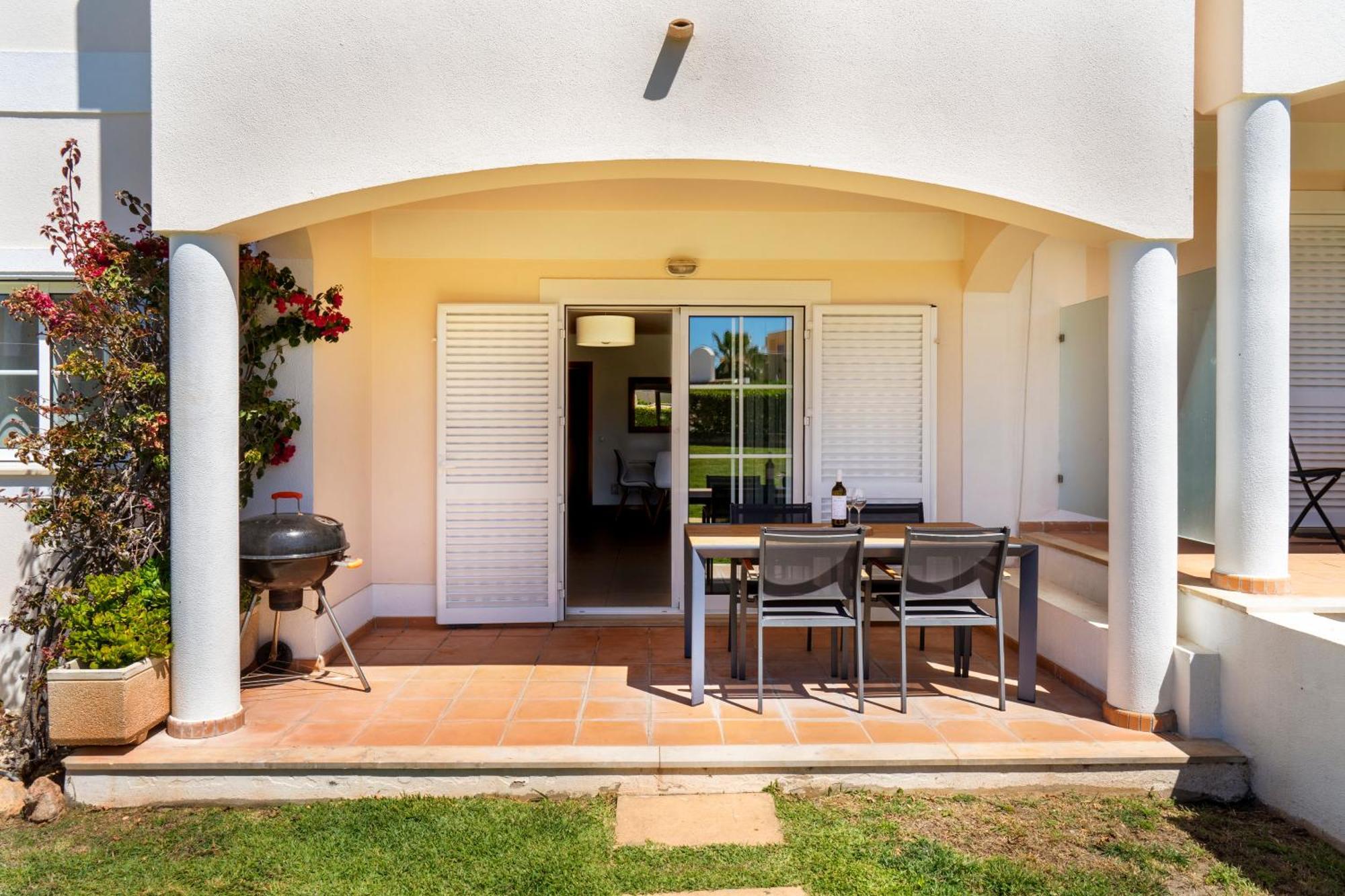 Apartamento No Condominio Baia Village Com Piscina Albufeira Exterior foto